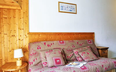 Accommodation:&nbsp;Le Chailloud 710.4