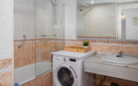 Lorcrimar: Plumbing Fixture, Bathroom Sink, Interior Design, Sink, Flooring, Bathroom, Floor, Tap, Bathroom Cabinet, Countertop