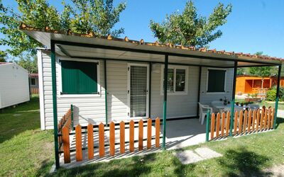 Lido Di Dante 200: Home, House, Property, Building, Real Estate, Cottage, Roof, Yard, Residential Area, Architecture