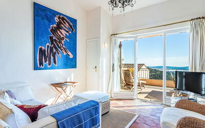 Accommodation:&nbsp;Village de Silhouette 131.6