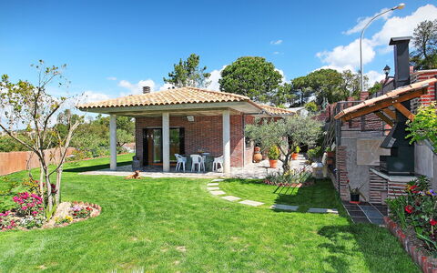 Astral: Property, Real Estate, House, Home, Building, Yard, Backyard, Residential Area, Estate, Architecture