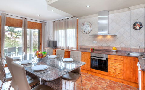 Astral: Property, Room, Countertop, Furniture, Kitchen, Building, Cabinetry, Real Estate, Interior Design, Floor