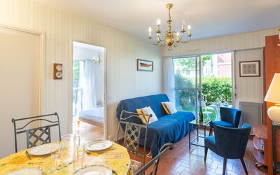 Accommodation:&nbsp;Résidence du Port 101.2