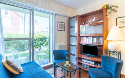 Accommodation:&nbsp;Résidence du Port 101.2