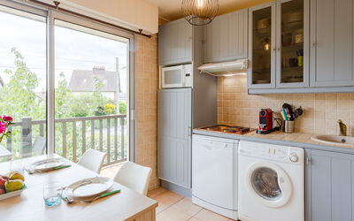 Accommodation:&nbsp;Le Surcouf 102.3
