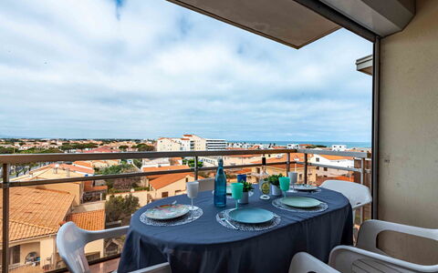 Le Suffren: Apartment, Furniture, Residential Area, Balcony, Condominium, Chair, Shade, Resort, Coast, Hotel