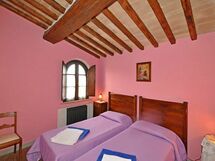 Accommodation:&nbsp;Orciaia 5