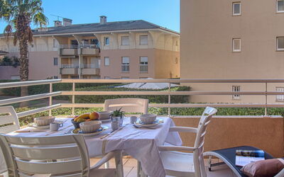 Accommodation:&nbsp;Port D'Attache 570.9
