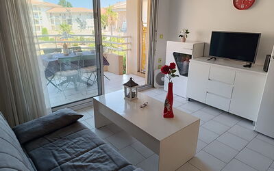 Accommodation:&nbsp;Port D'Attache 570.11