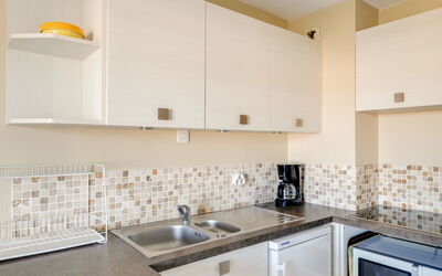Accommodation:&nbsp;Port D'Attache 570.3