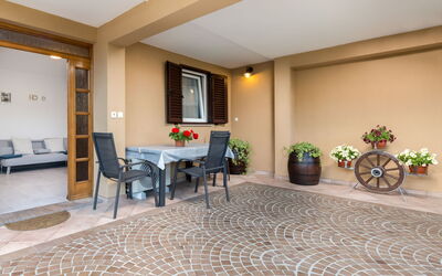 Accommodation:&nbsp;Beni 112.1