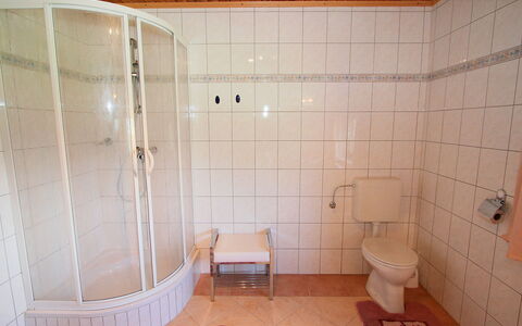 Christl: Bathroom, Room, Tile, Property, Floor, Wall, Interior Design, Building, Bathtub, Plumbing Fixture