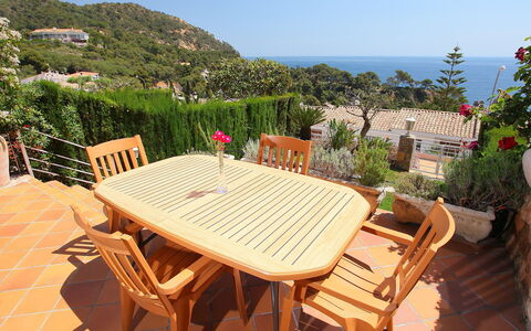 Zen: Property, Furniture, Outdoor Furniture, Vacation, Table, Outdoor Table, Real Estate, House, Villa, Building
