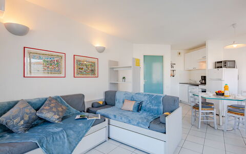 Accommodation:&nbsp;L'Open 560.12