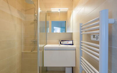 Accommodation:&nbsp;L'Open 560.12