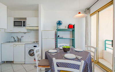 Accommodation:&nbsp;L'Open 560.4