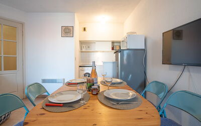Accommodation:&nbsp;Port Quiétude 565.4