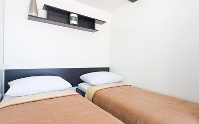 Accommodation:&nbsp;Camping Kastanija 210.1