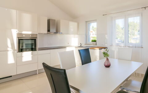 Brač Sutivan 104: Property, Room, Furniture, Interior Design, Dining Room, Building, Floor, House, Table, Real Estate
