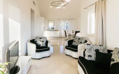 Accommodation:&nbsp;Villa 2 Pools 104.5