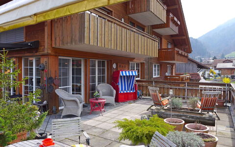 Wilderswil 112: Property, Flowerpot, Plant, Chair, Interior Design, Outdoor Furniture, Shade, Architecture, Table, Wood