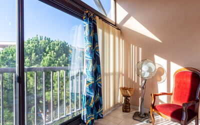 Accommodation:&nbsp;Le Lagon Bleu 910.9