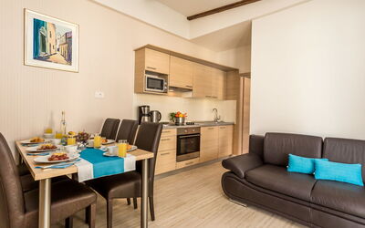 Superior 650.1: Room, Furniture, Property, Interior Design, Living Room, Building, Table, Floor, Real Estate, House