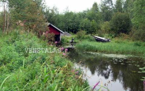 Jokela: Cottage, House, Home, Garden Buildings, Siding, Log Cabin, Farmhouse, Estate, Shed, Yard