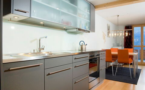 Wengen 11: Countertop, Cabinetry, Room, Furniture, Kitchen, Property, Interior Design, Sink, Building, Floor