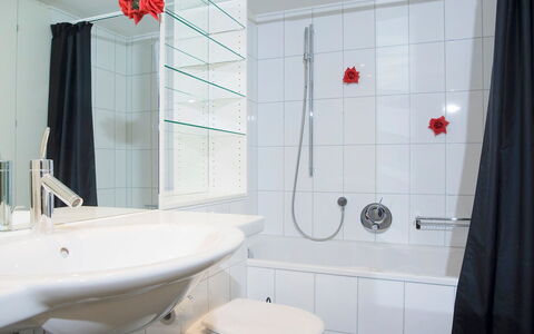 Wengen 11: Bathroom, Property, Room, Interior Design, Plumbing Fixture, Tap, Wall, Bathroom Accessory, Tile, House