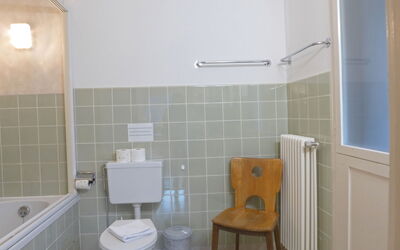 Accommodation:&nbsp;Helene Apt Diana 24.4
