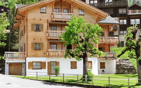 Alpina Apt. Ch: Residential Area, House, Property, Building, Home, Neighbourhood, Architecture, Real Estate, Apartment, Tree