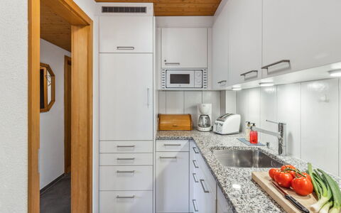 Schweizerhof Apt. S: Cabinetry, Countertop, Property, Sink, Kitchen Sink, Building, Tap, Kitchen Appliance, Kitchen Stove, Kitchen