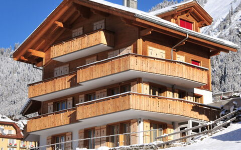 Wengen 42: Building, Sky, Property, Window, Snow, Wood, House, Siding, Condominium, Urban Design