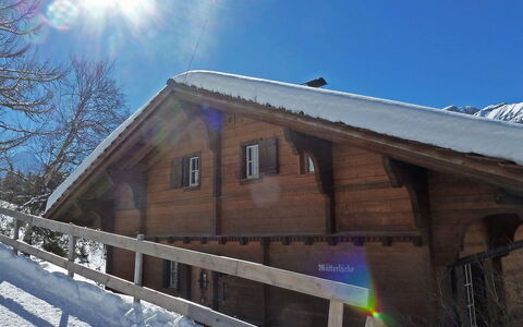 Wätterlücke: Snow, Winter, Roof, House, Property, Home, Sky, Log Cabin, Siding, Building