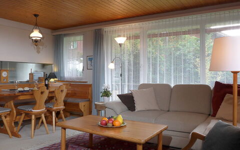 Zur Linde Apt.w: Room, Furniture, Interior Design, Property, Living Room, Building, Table, Floor, Ceiling, House