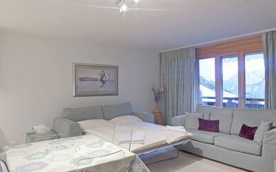 Bella Vista Apt. No. 09 602.3: Room, Property, Furniture, Bedroom, Interior Design, Bed Sheet, Floor, Ceiling, Building, Bed
