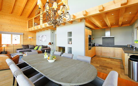 Chalet Jadi: Property, Room, Ceiling, Building, Interior Design, Countertop, Furniture, Dining Room, House, Real Estate