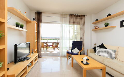 Nou Salou: Room, Property, Furniture, Interior Design, Building, Living Room, House, Floor, Real Estate, Table