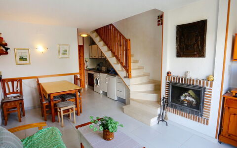 Montalt Viii: Room, Property, Furniture, Building, House, Interior Design, Real Estate, Living Room, Floor, Suite