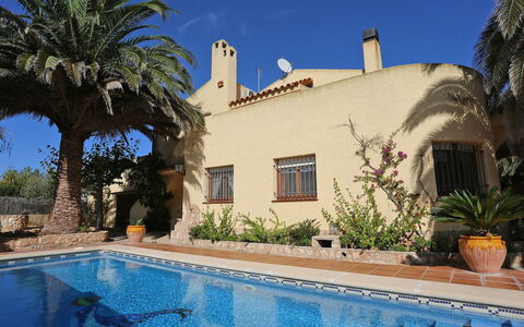 Nellyana: Property, House, Building, Real Estate, Swimming Pool, Home, Estate, Villa, Azure, Vacation