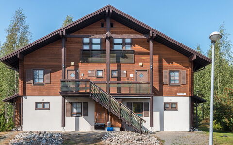 Alppinuppu: Wood, Cottage, Wood Stain, Hardwood, Log Cabin, Plank, Ceiling, Natural Material, Lumber, Garden Buildings
