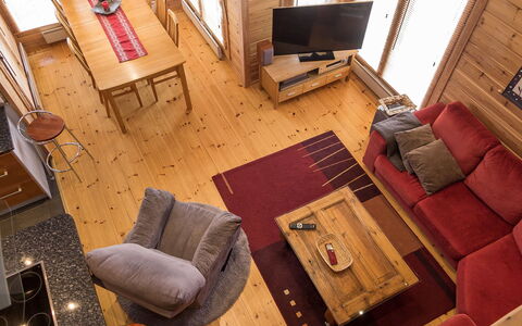 Syvärinkulta B: Flooring, Wood, Floor, Furniture, Wood Flooring, Interior Design, Couch, Living Room, Room, Hardwood