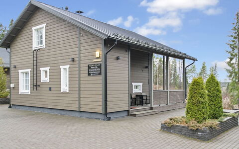 Villa Nummenranta 1: Cottage, House, Home, Garden Buildings, Siding, Log Cabin, Farmhouse, Estate, Shed, Yard