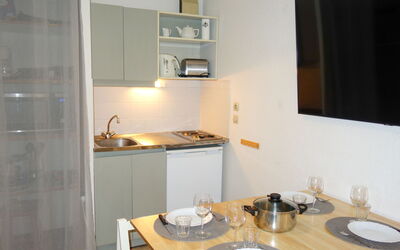 Accommodation:&nbsp;La Piste a 172.3