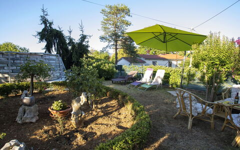 Olivia: Table, Sky, Property, Furniture, Plant, Chair, Azure, Shade, Interior Design, Architecture