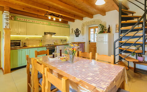 Loreta: Furniture, Property, Cabinetry, Table, Wood, Interior Design, Kitchen, Beam, Shelf, Floor