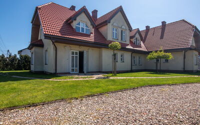 Leba 100: Building, House, Roof, Home, Residential Area, Facade, Cottage, Land Lot, Estate, Siding