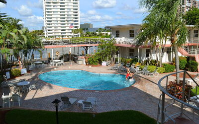 Yacht Club 5.6