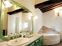 Accommodation:&nbsp;Family Suite